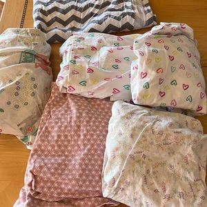 Baby Girls crib sheets